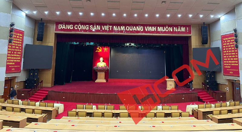 HCOM triển khai lắp đặt màn hình ghép tại Hưng Yên