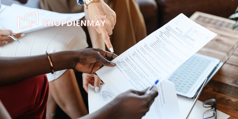 Bộ điều khiển màn hình ghép tại Shopdienmay được thiết kế với giao diện người dùng thân thiện, tạo điều kiện thuận lợi cho khả năng đa nhiệm. Người dùng có thể dễ dàng chuyển đổi giữa các màn hình, hiển thị nội dung đa dạng, và thậm chí tùy chỉnh cấu hình
